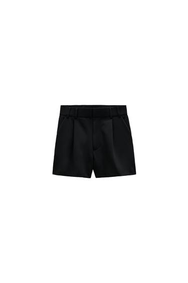 PLEATED BERMUDA SHORTS