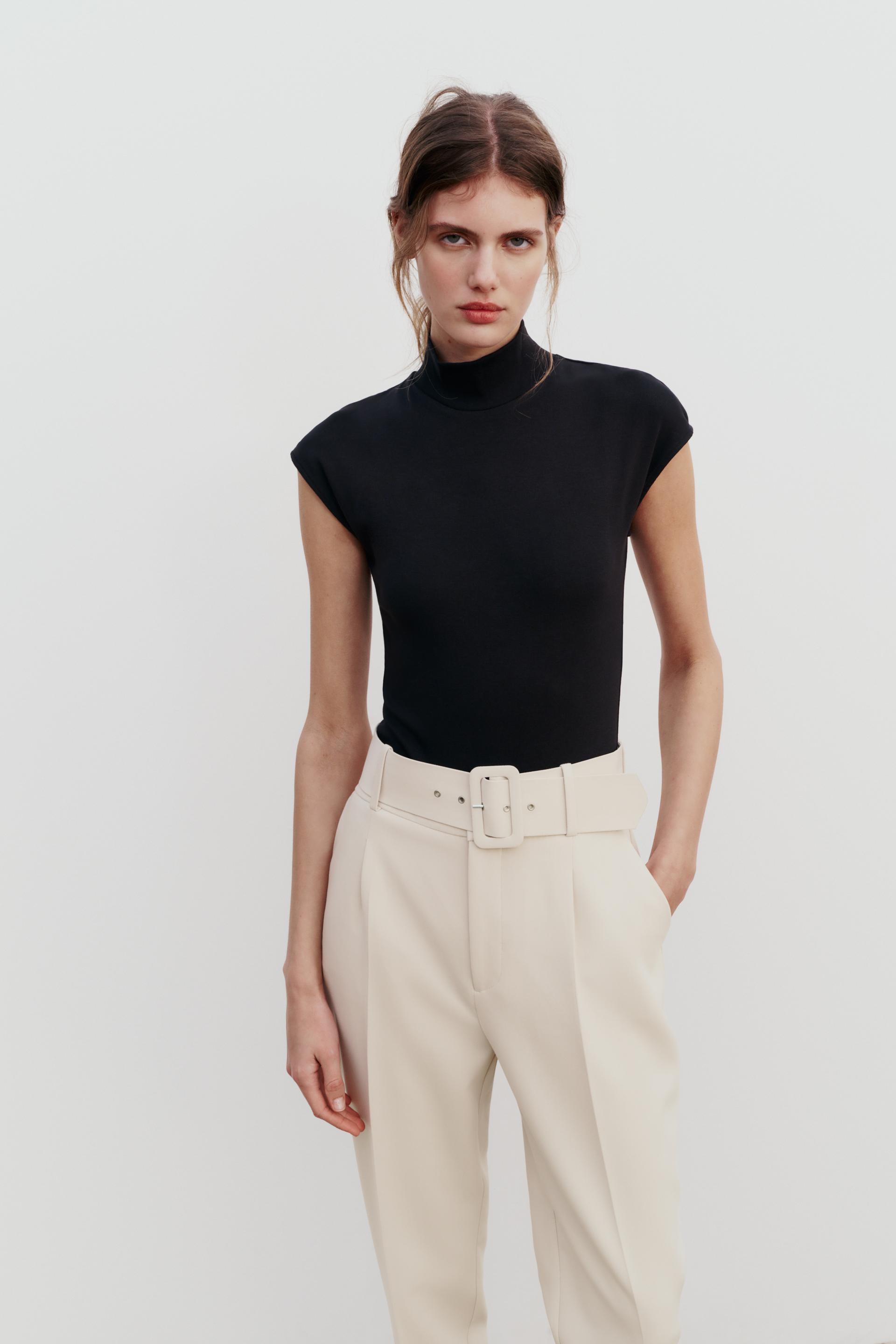 Zara Trousers with Lined Belt in Green — UFO No More