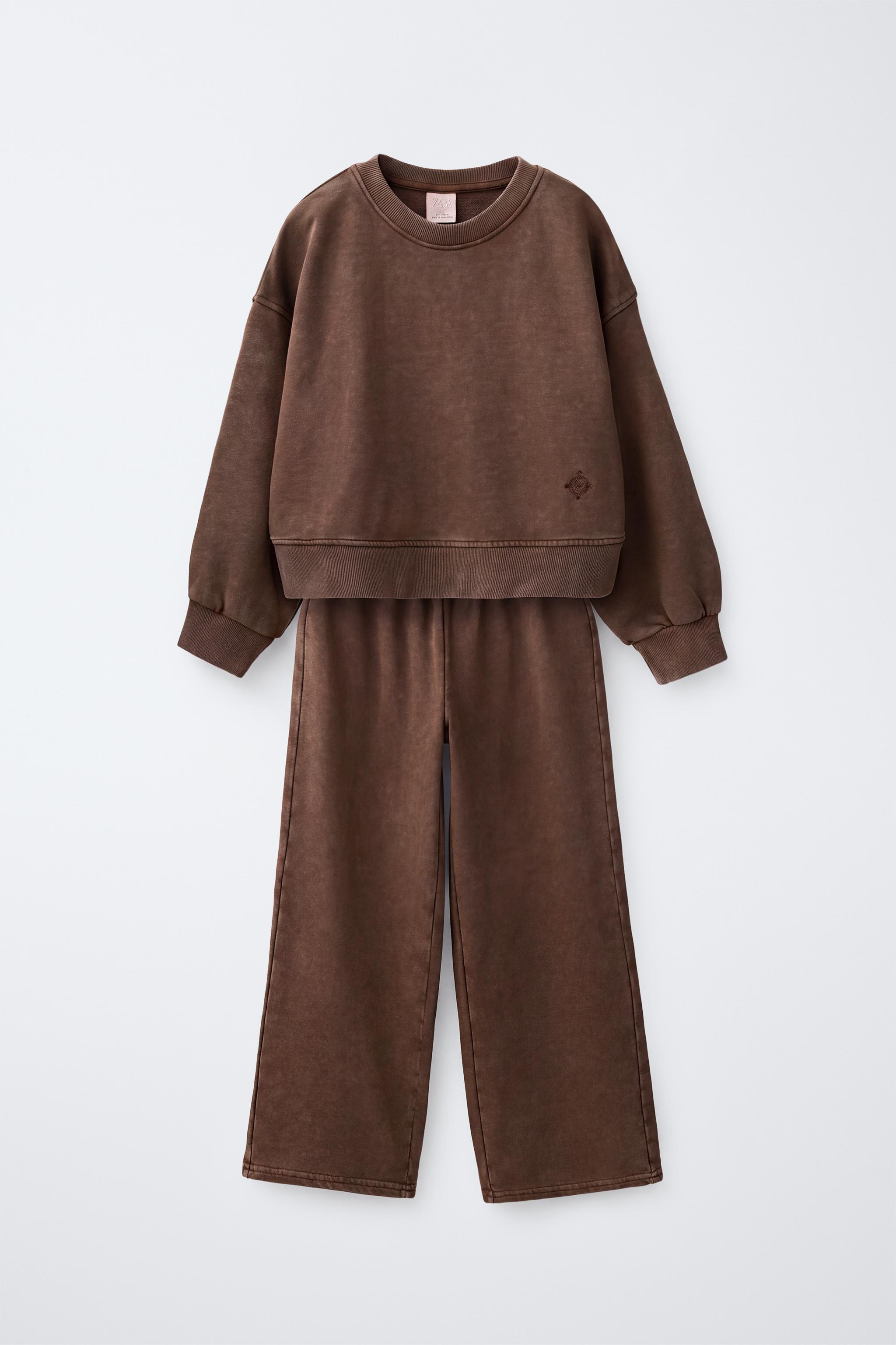 WASHED-EFFECT SWEATSHIRT AND PANTS JOGGING SET