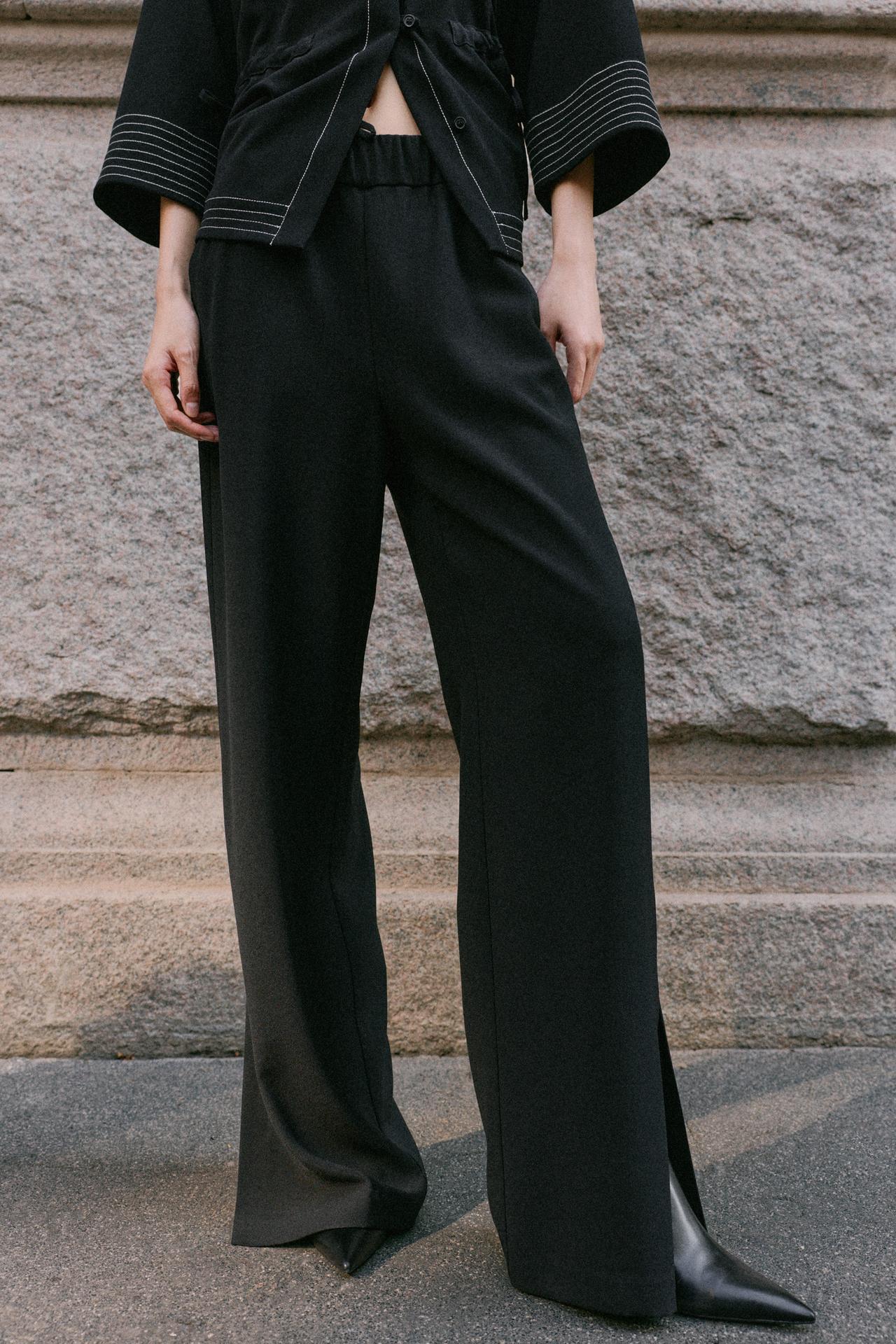 SIDE-SLIT PANTS — Black