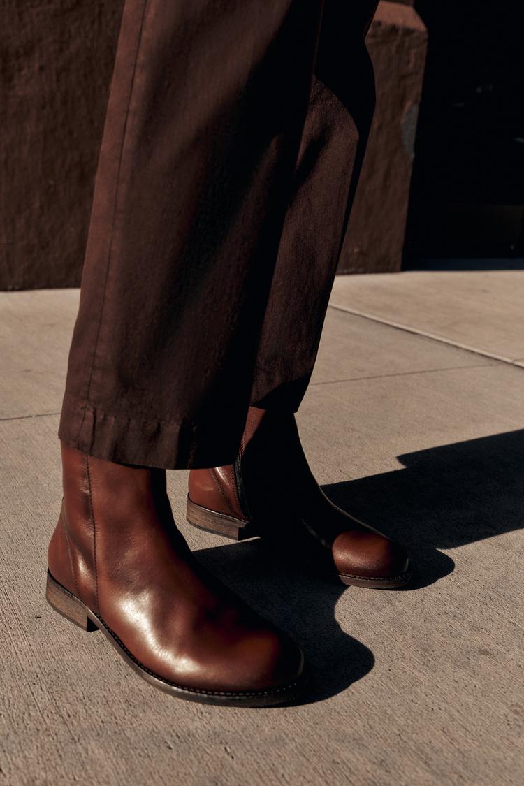 DISTRESSED LEATHER ANKLE BOOTS - Brown | ZARA Spain