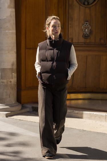 Zara RUBBERIZED PUFFER VEST - Brown - Image 0