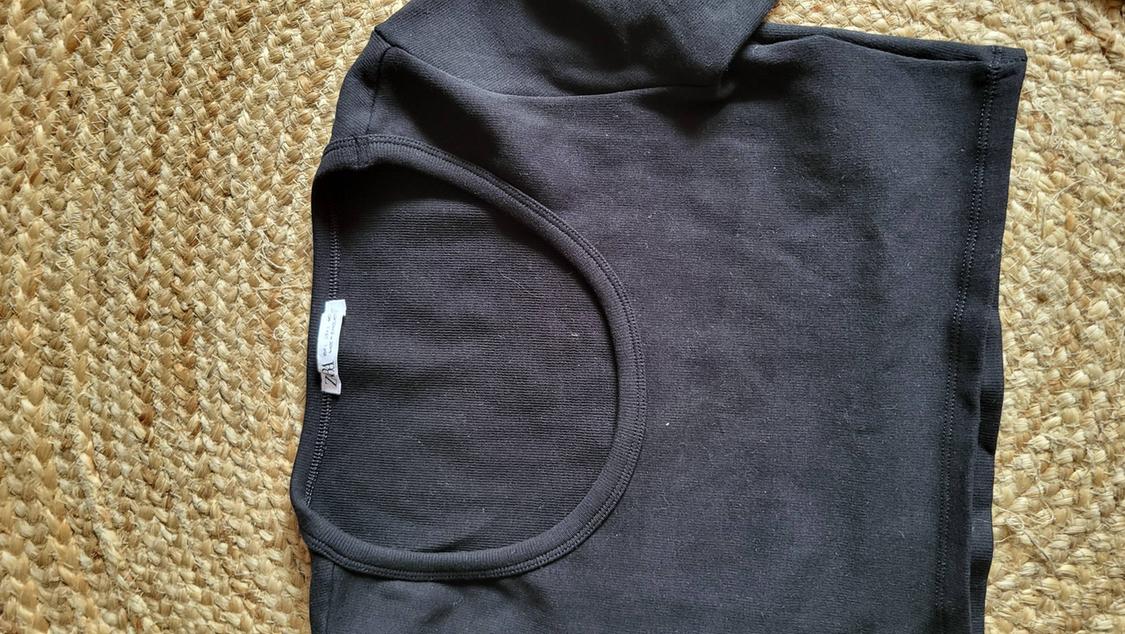 LONG SLEEVE RIBBED CROP TOP - Image 3