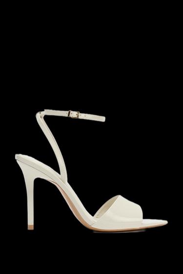 SANDALIA ACHAROLADA TACÓN - Crudo de Zara - Imagen 0