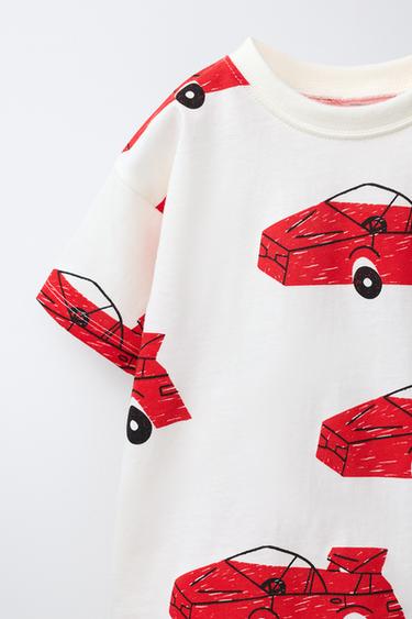 CONJUNTO CAMISETA Y BERMUDA COCHES - Crudo / Rojo de Zara