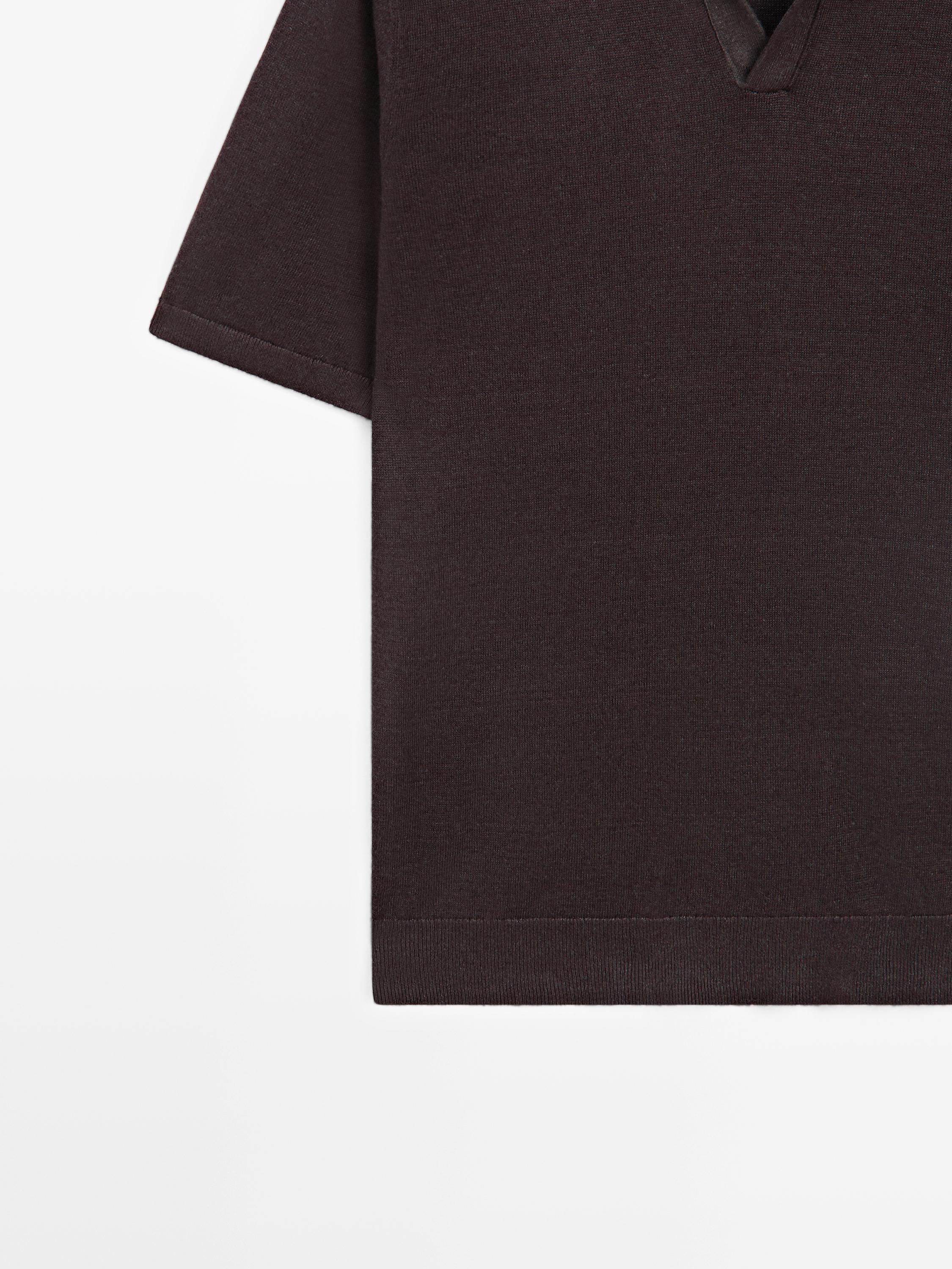 Linen V-neck polo sweater