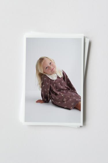 ROBE TEXTURÉE À IMPRIMÉ FLEURI - Bordeaux foncé de Zara
