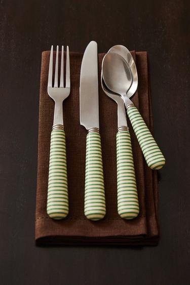 스트라이프 손잡이 커트러리 4피스 세트 - Zara 그린 / 크림