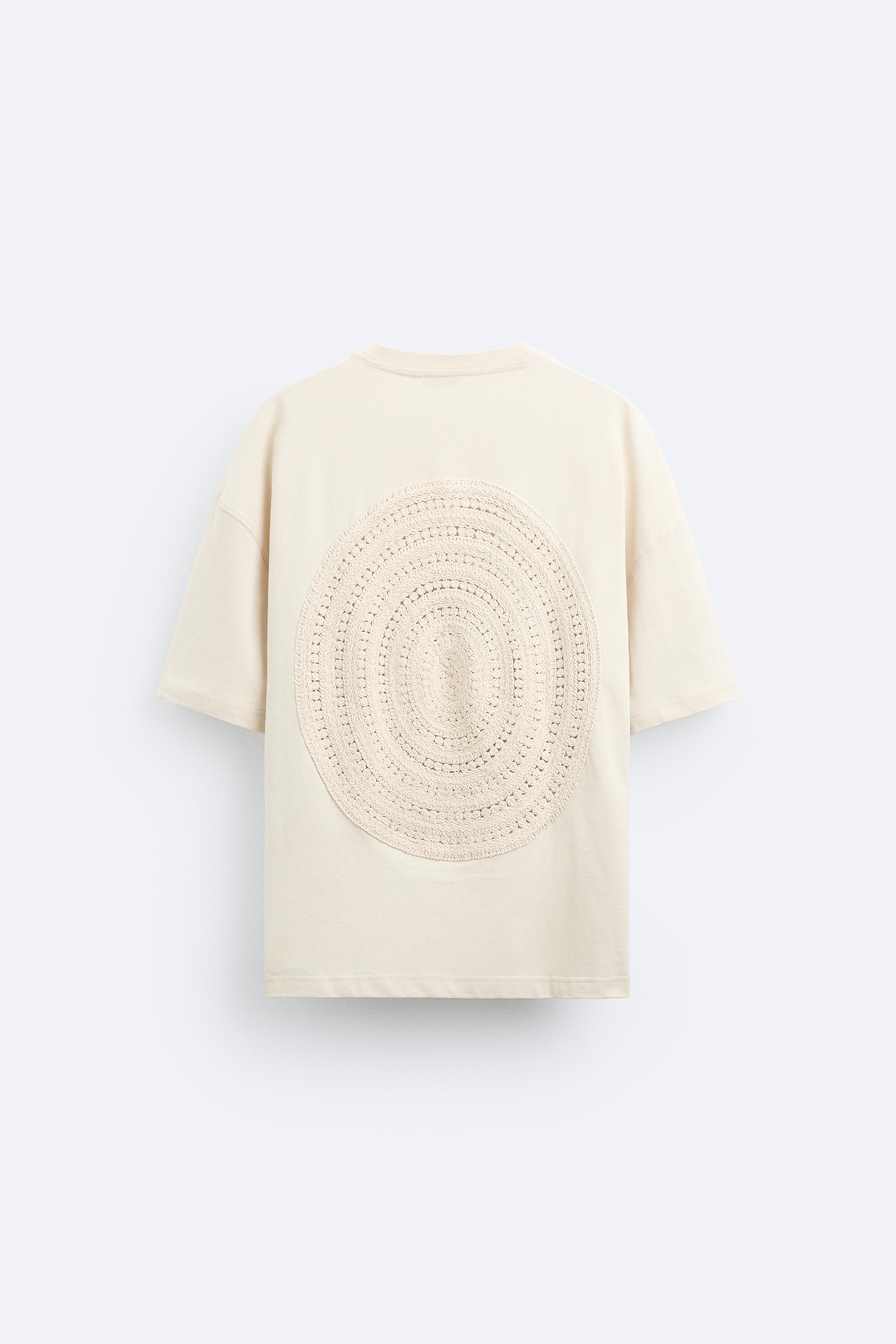 クロシェ編みパッチ付きTシャツ - ゴールデンブラウン | ZARA