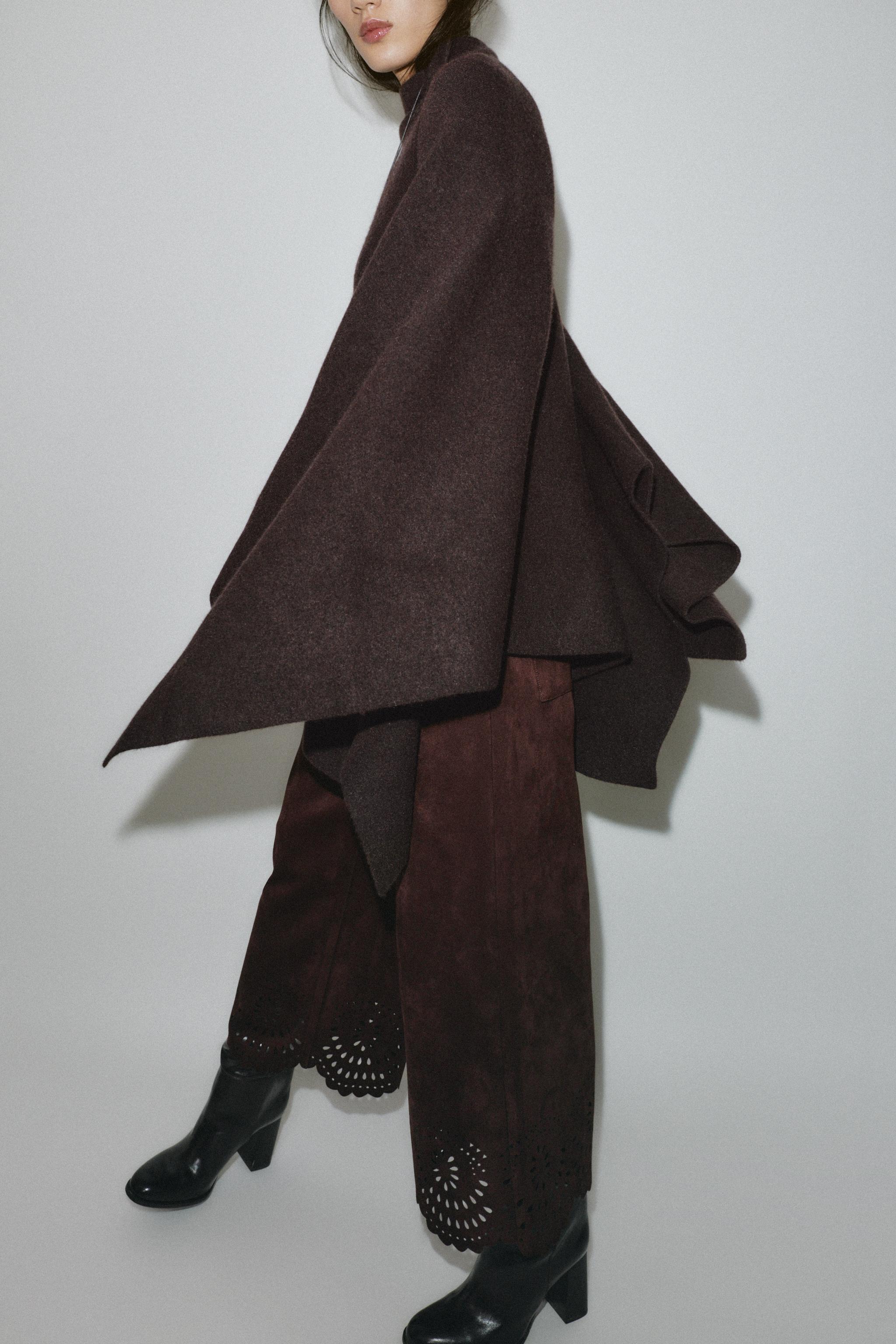 HIGH COLLAR KNIT CAPE