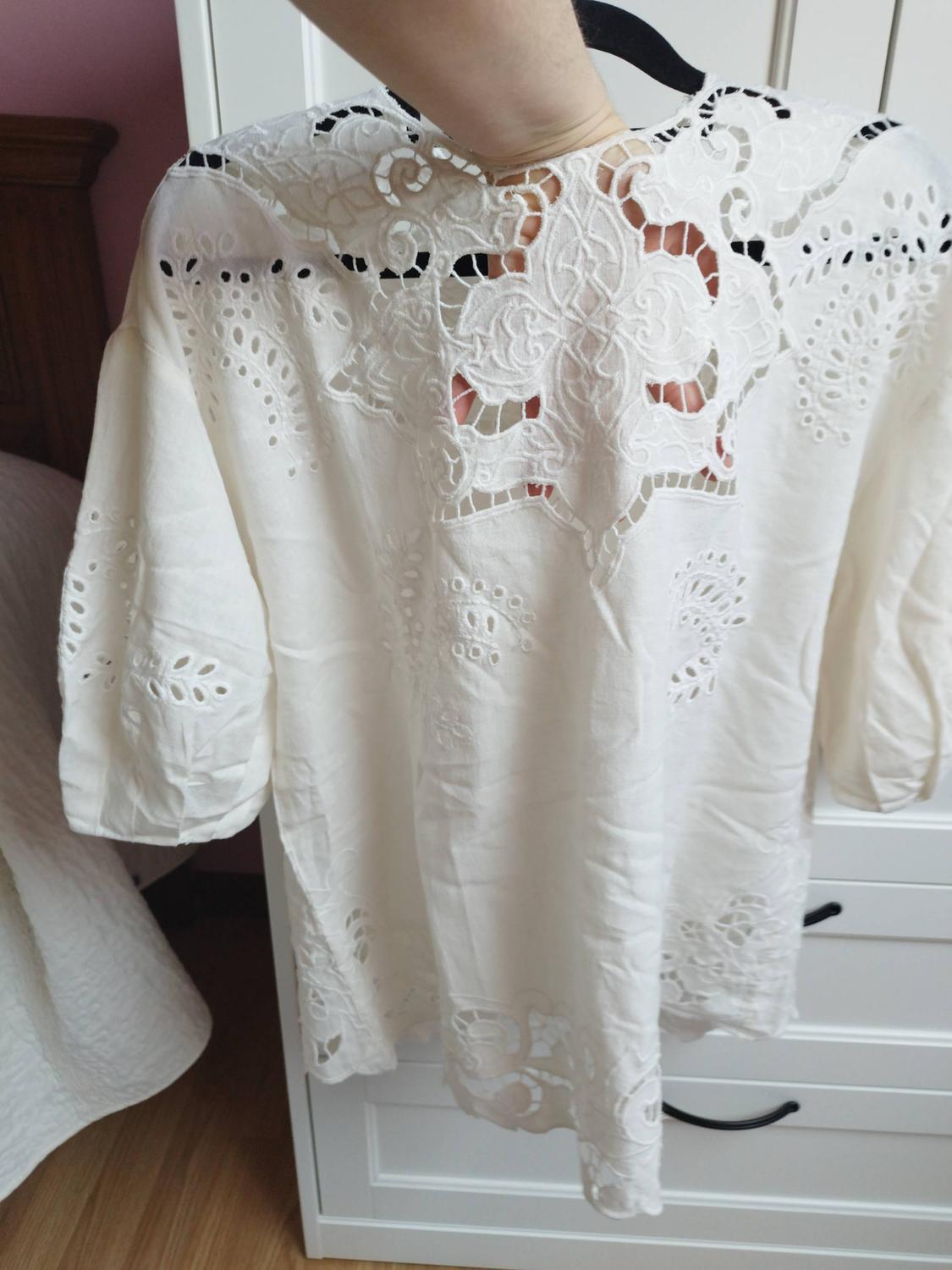 ZW COLLECTION BLOUSE WITH CUTWORK EMBROIDERY - Image 4