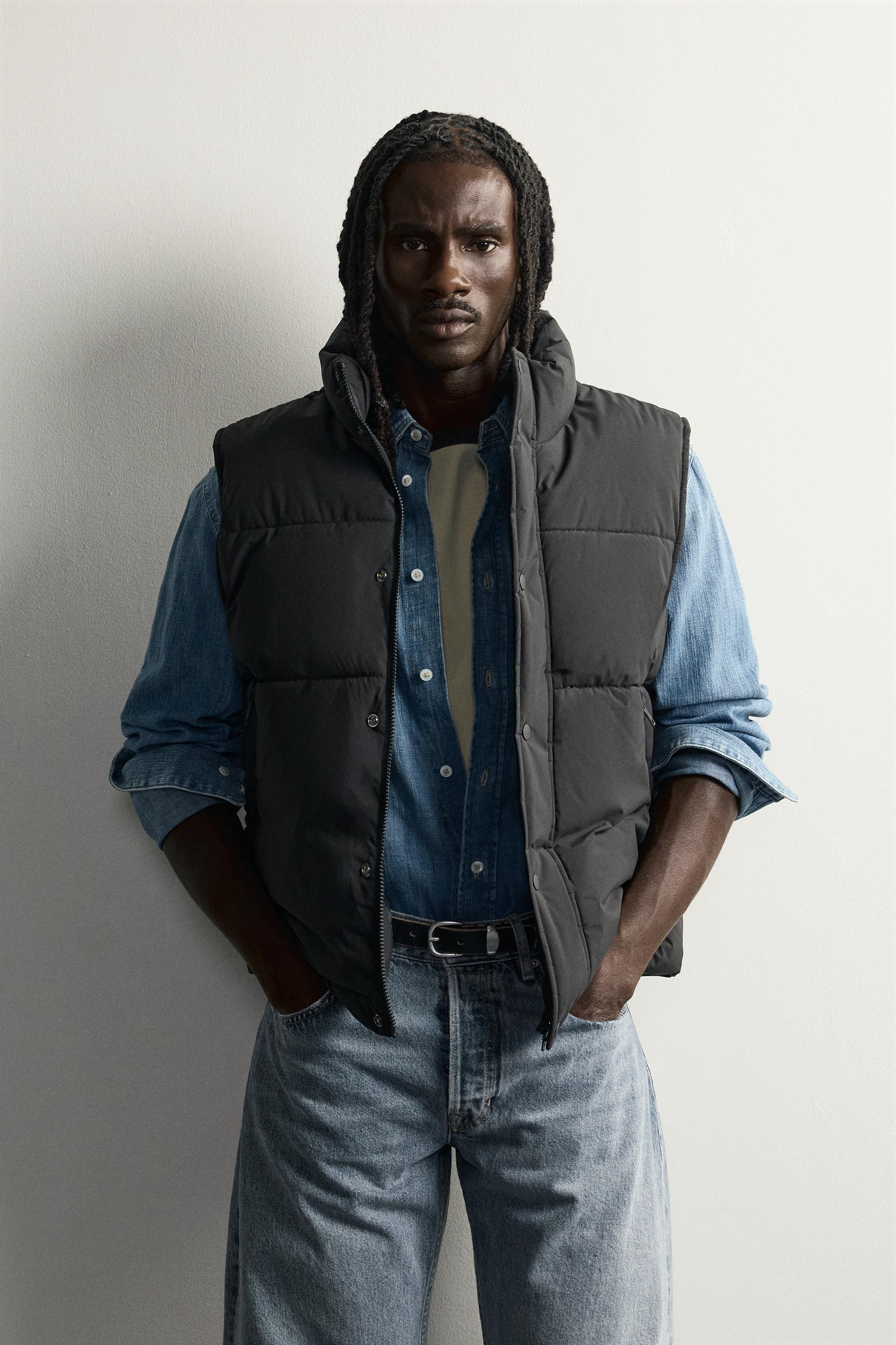 TECHNICAL PUFFER GILET — Black