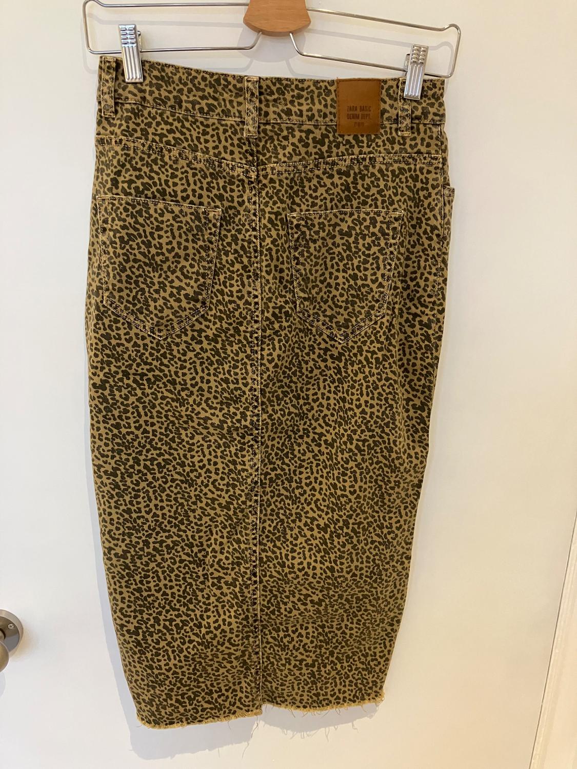 LEOPARD PRINT SKIRT - Image 2