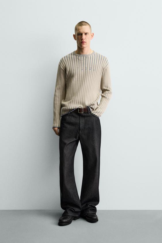 PRINTED TEXT RIBBED JUMPER