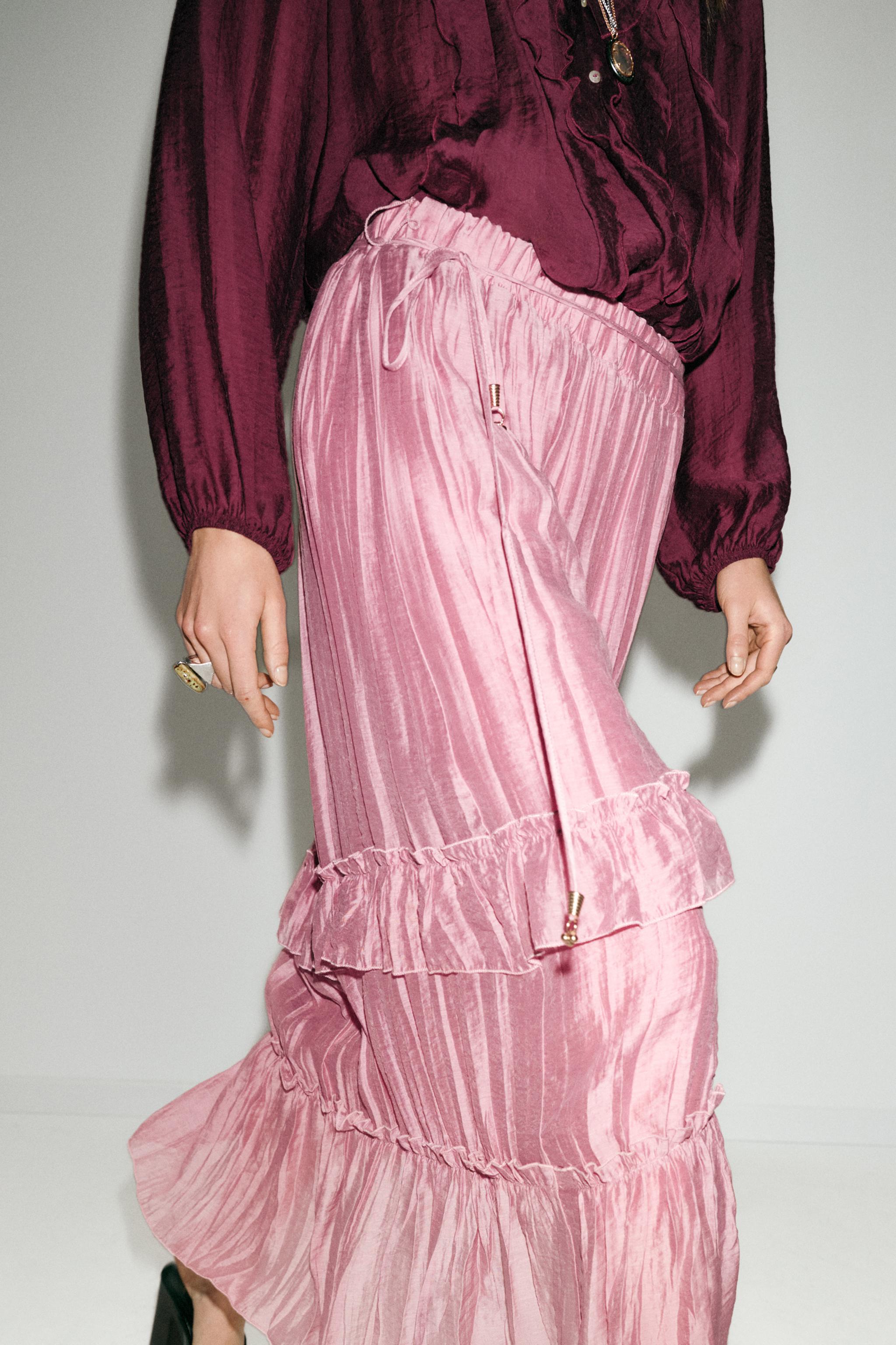 RUFFLED MIDI SKIRT