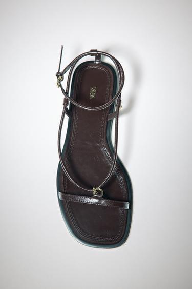 SANDÁLIA DE TIRAS FINAS DE COURO - Marrom da Zara
