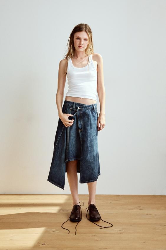 FALDA MIDI DENIM ASIMÉTRICA - Azul de Zara - Imagen 0