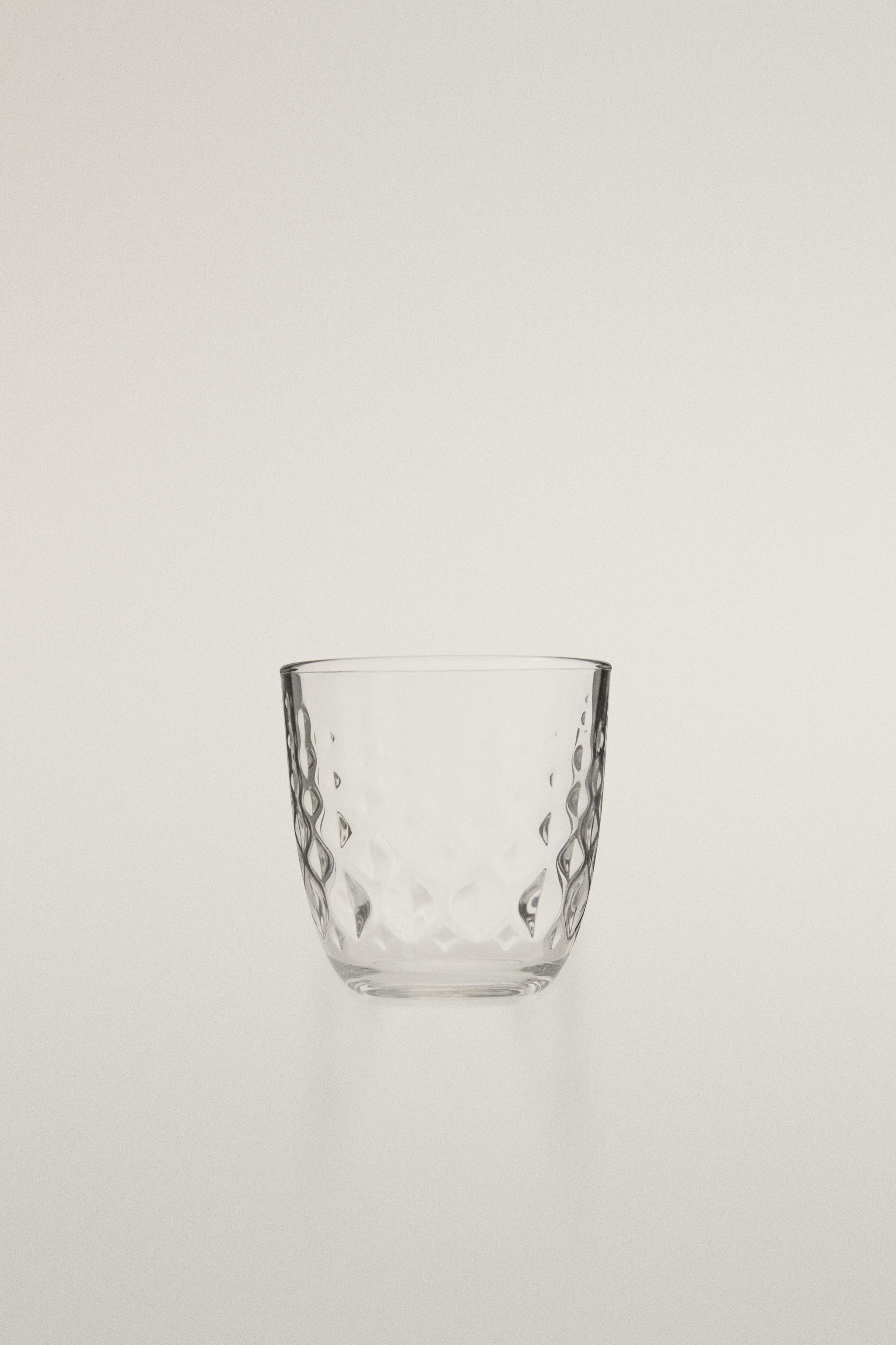 RAISED DESIGN TUMBLER — Transparent