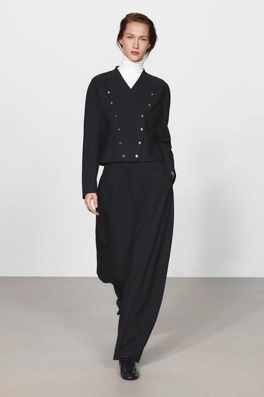 BLAZER BOTONES DORADOS ZW COLLECTION - Negro de Zara