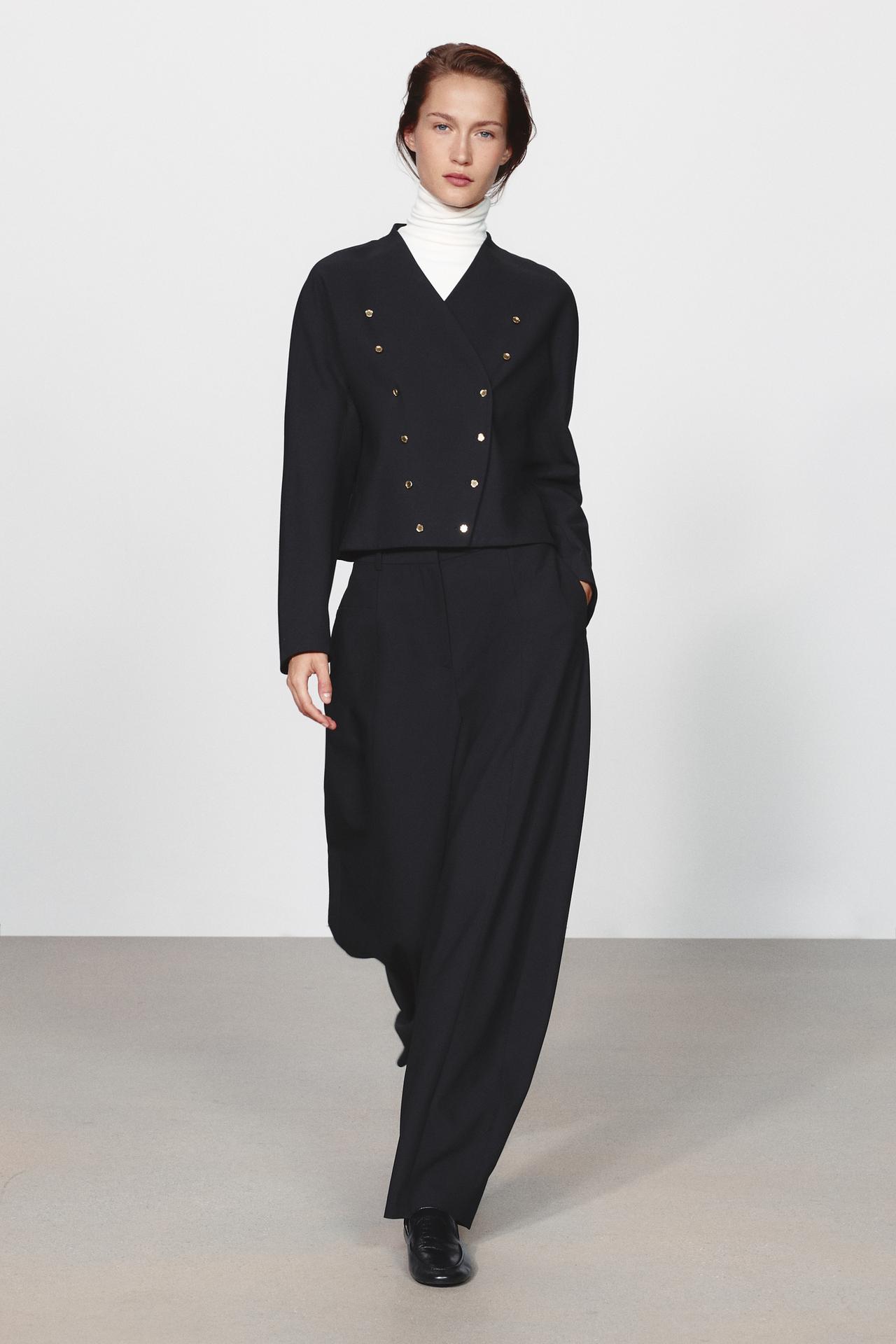 ZW COLLECTION GOLD BUTTON BLAZER — Black