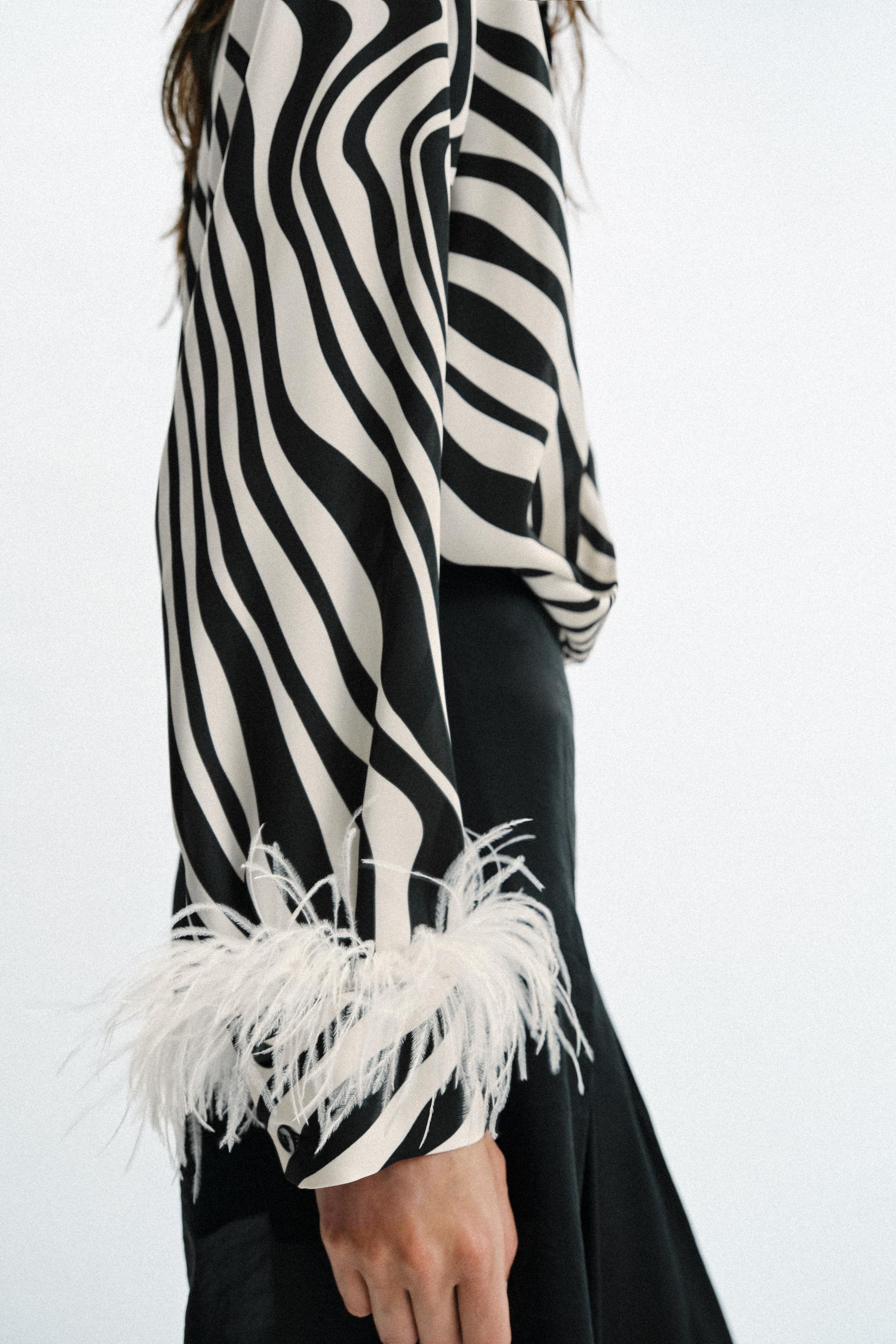 FEATHER ANIMAL PRINT SHIRT