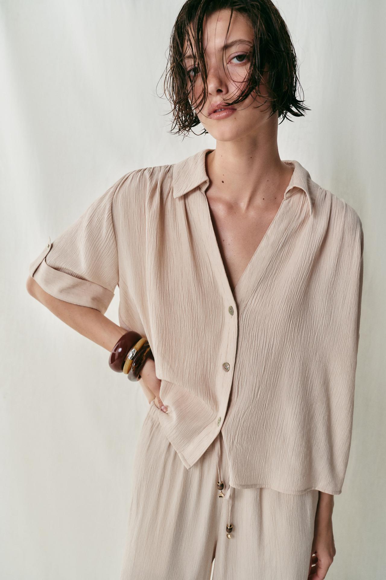 FLOWY SHORT SLEEVE SHIRT — Ecru