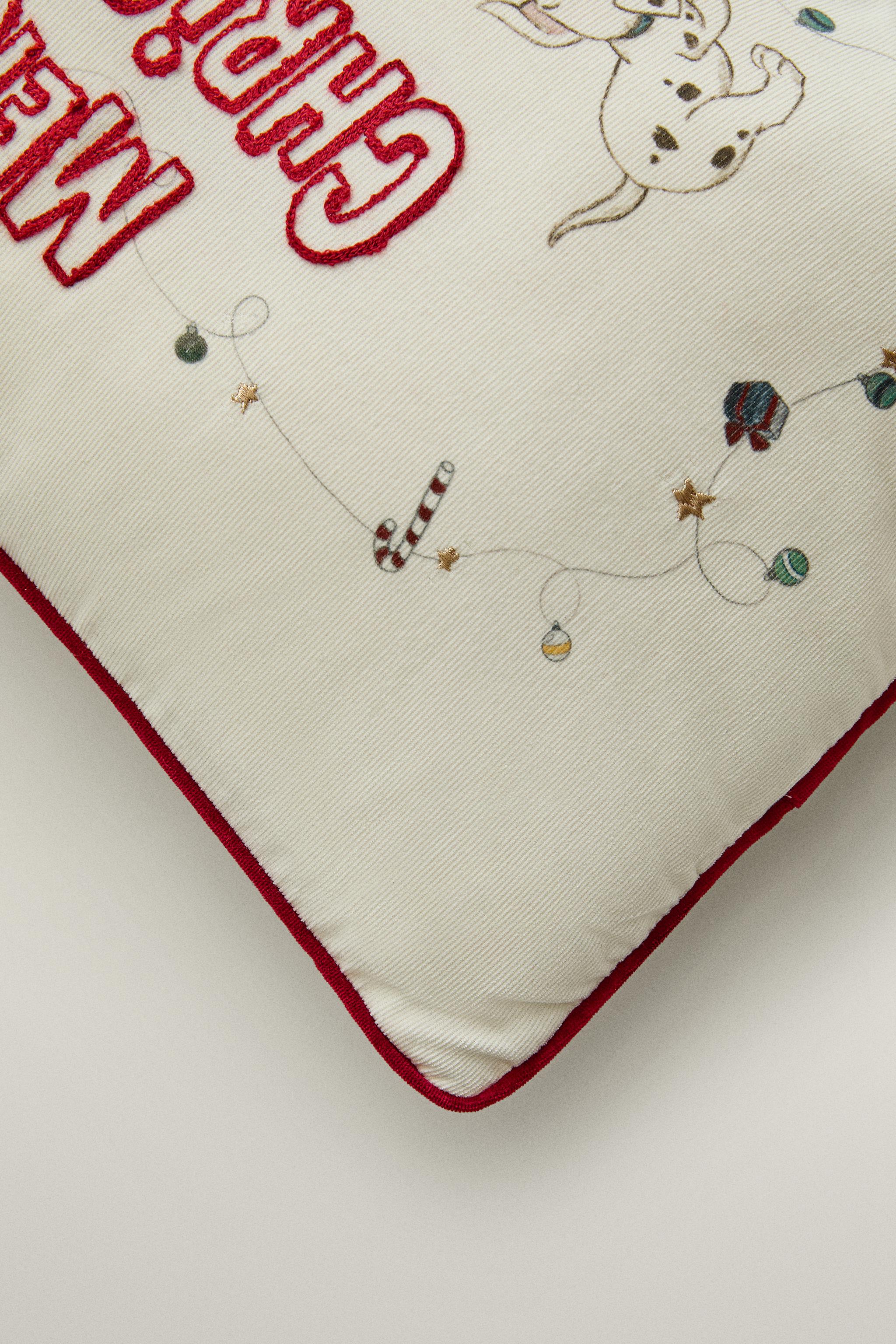 KIDS' 101 DALMATIANS ©DISNEY CHRISTMAS CORDUROY CUSHION