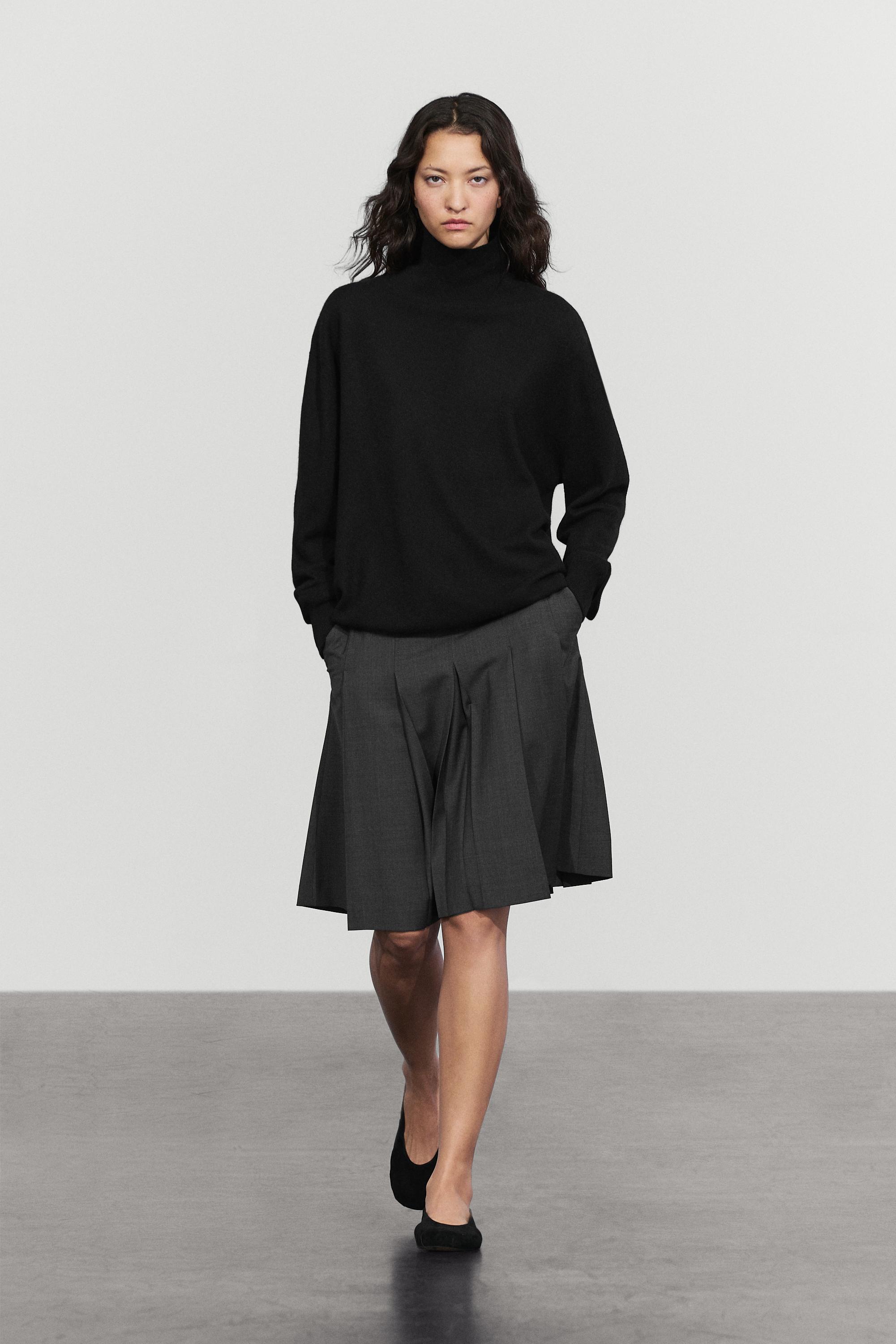 Wool blend pleated skirt
