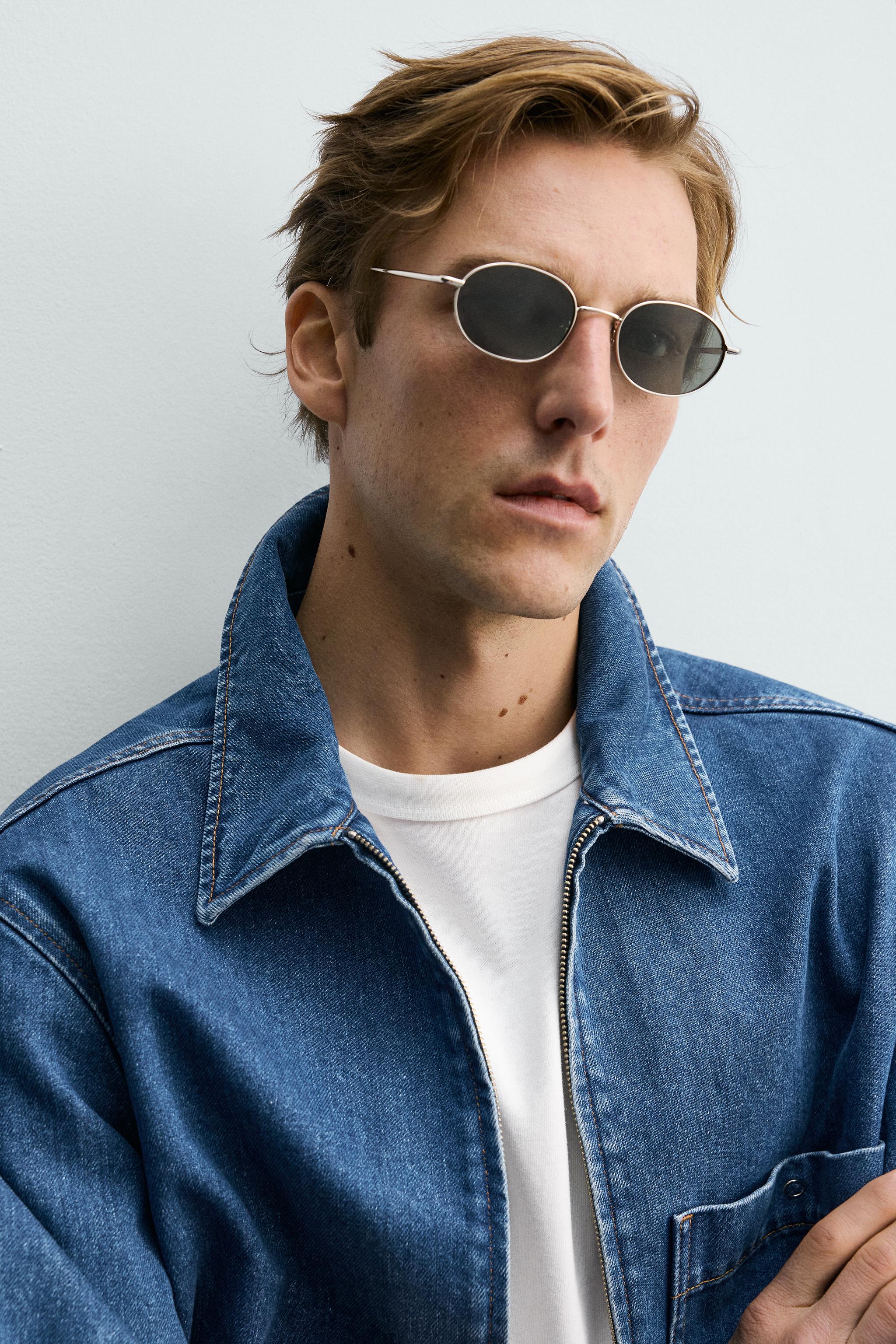 ZIP-UP DENIM JACKET