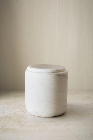 WHITE MARBLE BATHROOM JAR - white by Zara