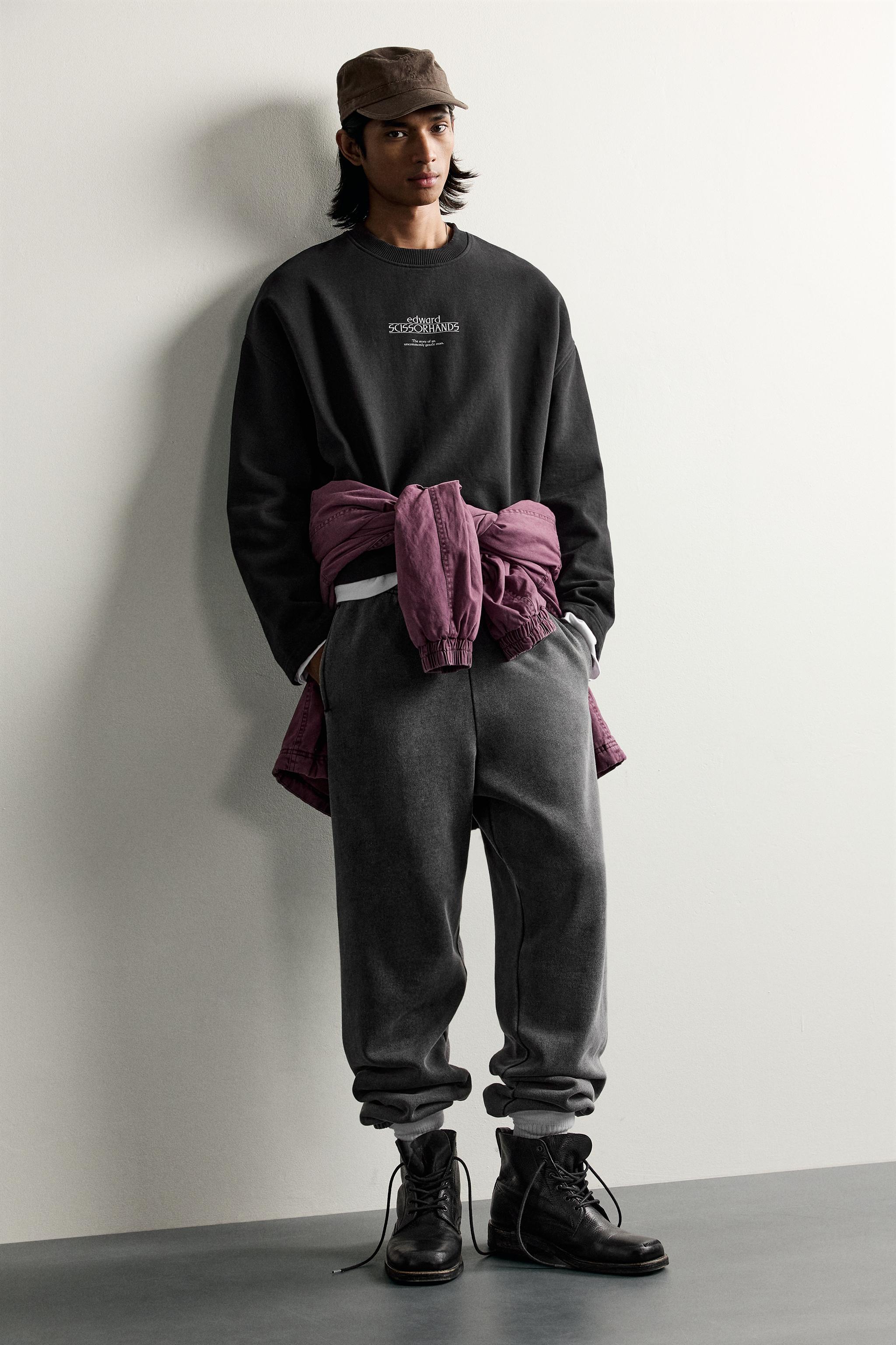 EDWARD SCISSORHANDS ©20TH CENTURY STUDIOS BOXY FIT SWEATSHIRT