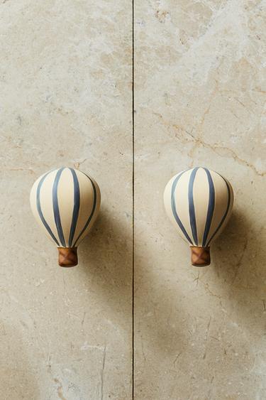 Zara SET OF CHILDREN’S BALLOON KNOBS (SET OF 2) - Multicolored