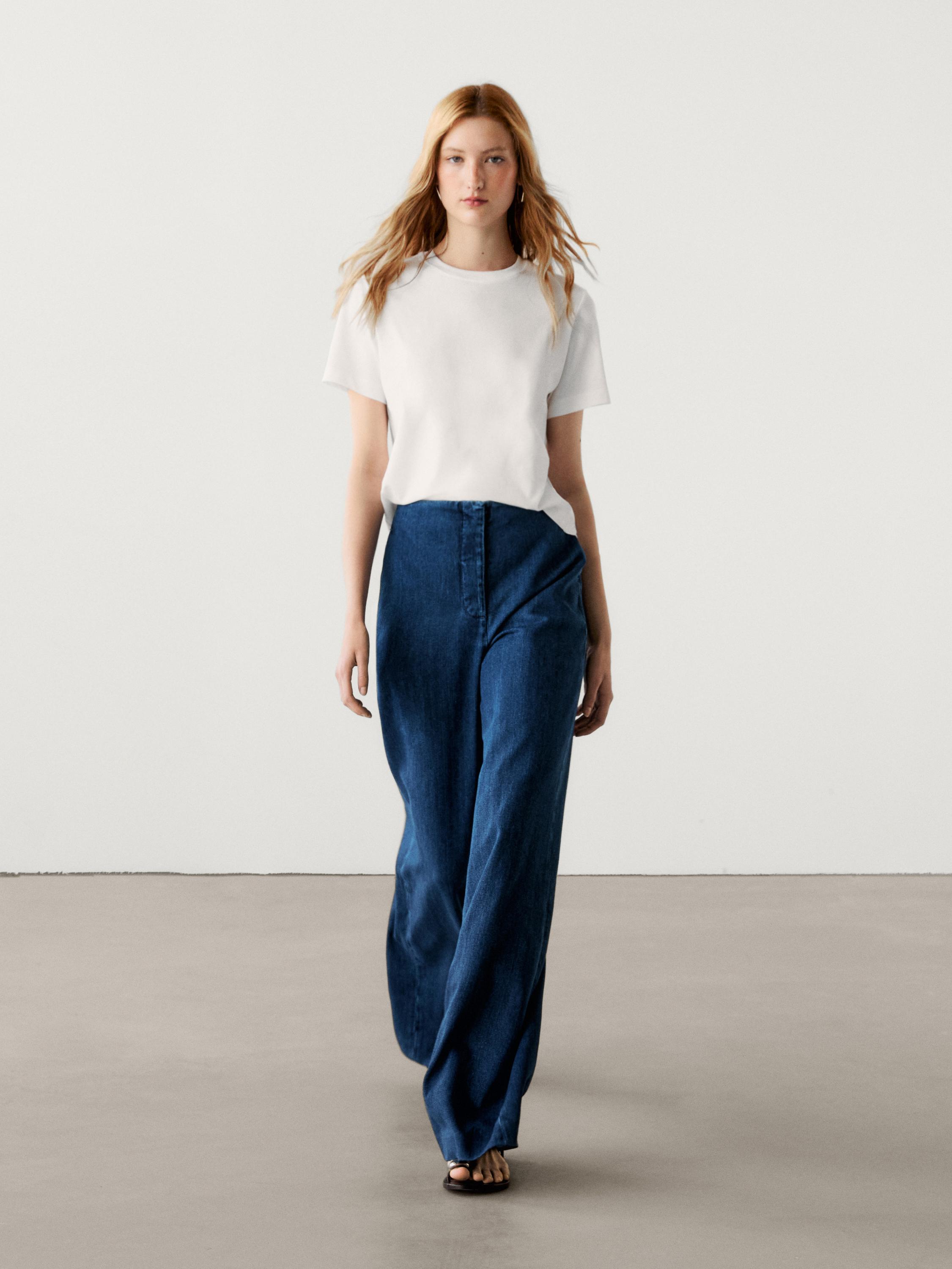 Wide-leg high-waist jeans