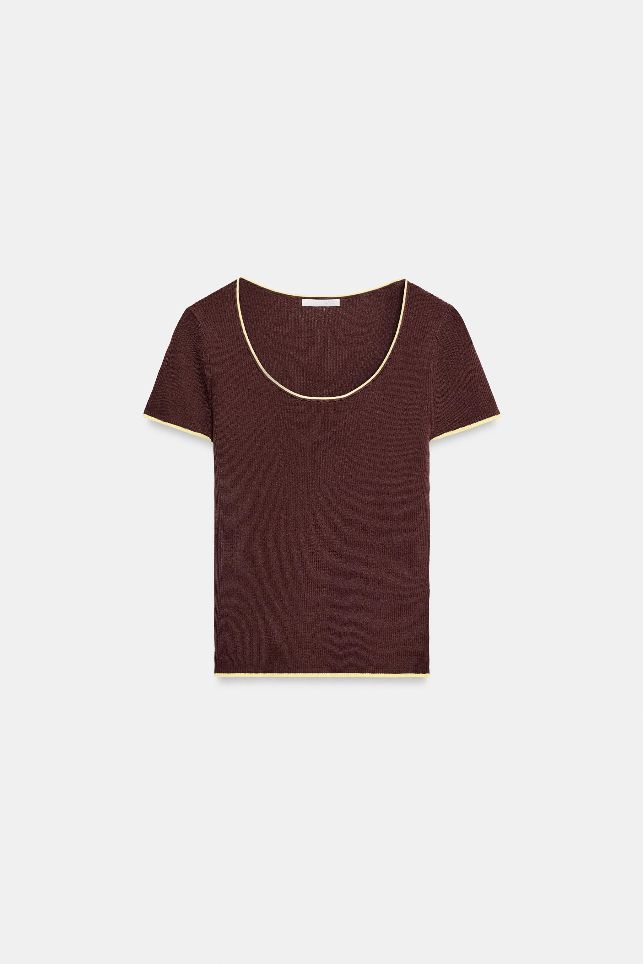 CONTRAST SHORT-SLEEVE TOP