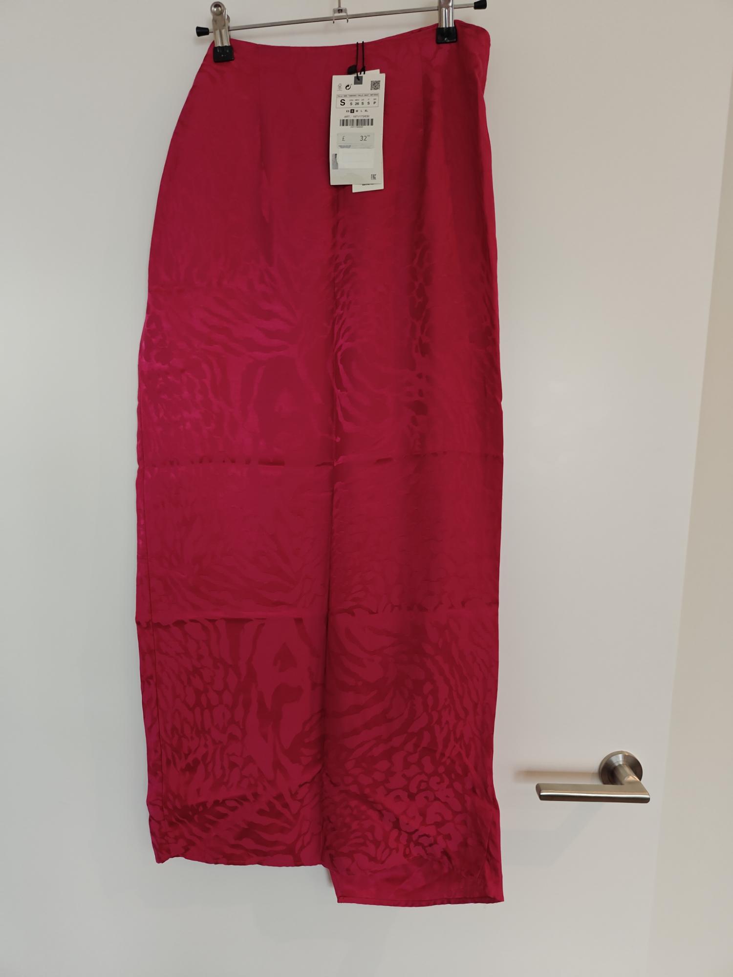 WRAP SKIRT WITH BUCKLE