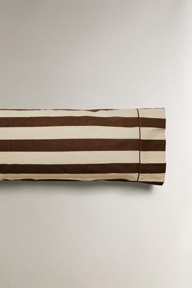 TAIE D’OREILLER COTON DÉLAVÉ RAYURES - Marron de Zara - Image 4