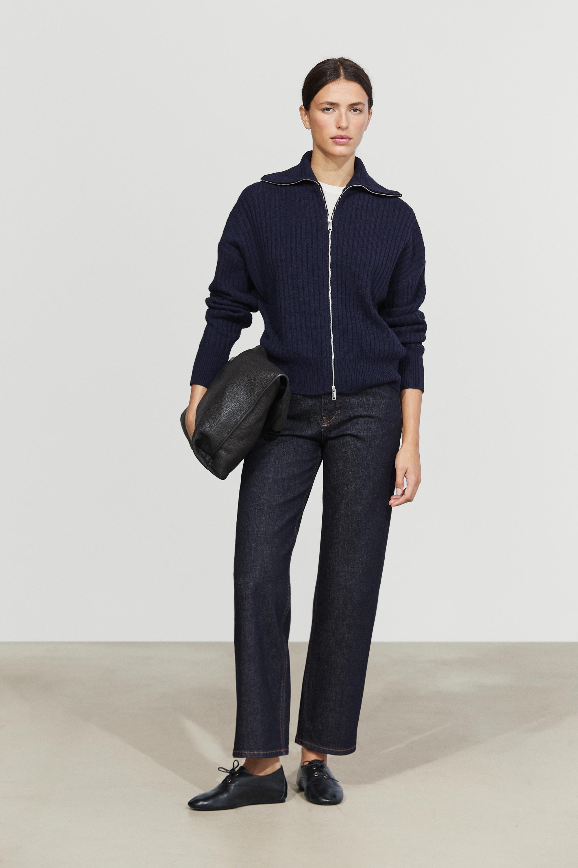 100% wool knit zip-up cardigan