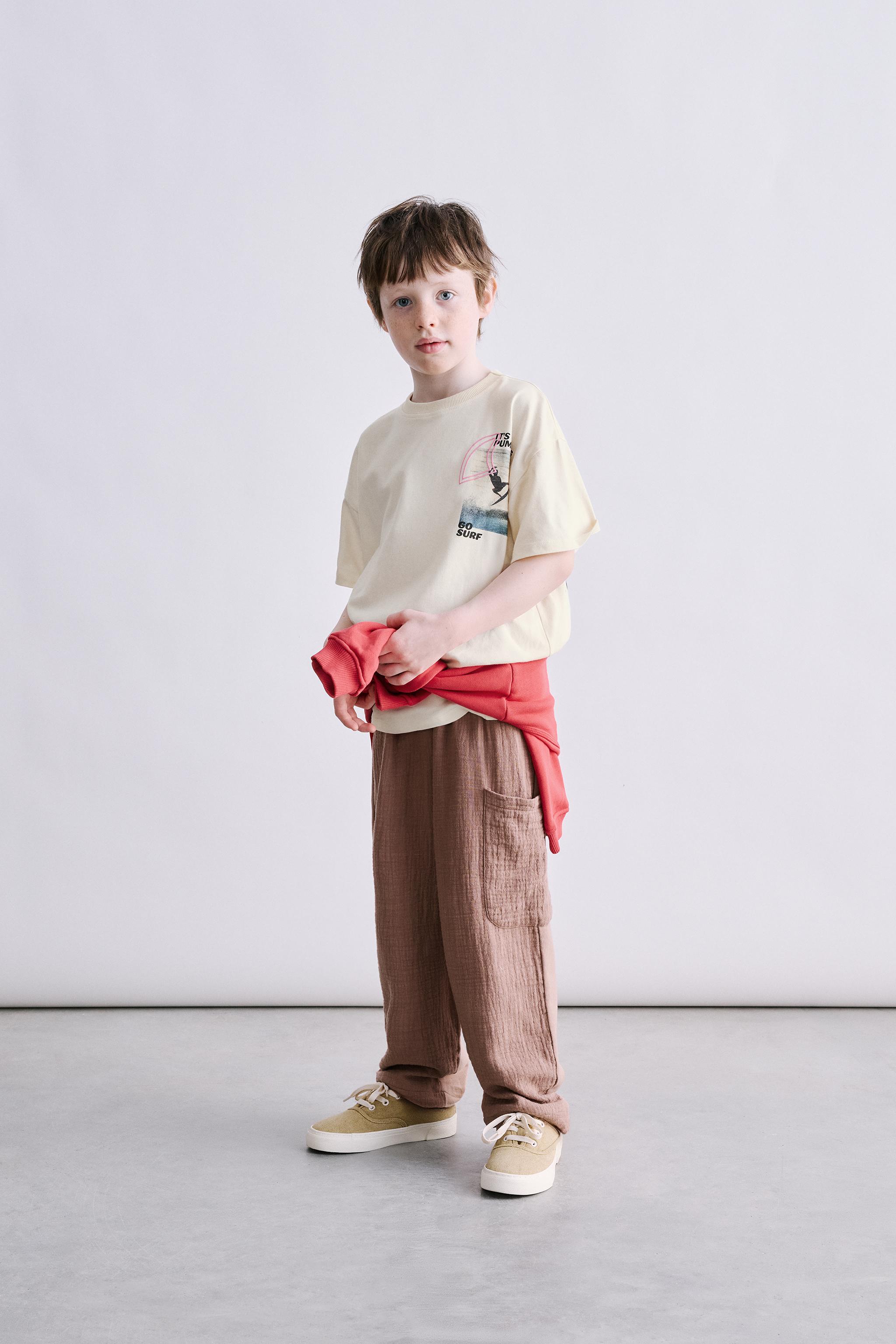 PANTALON TEXTURÉ EN MATIÈRES VARIÉES