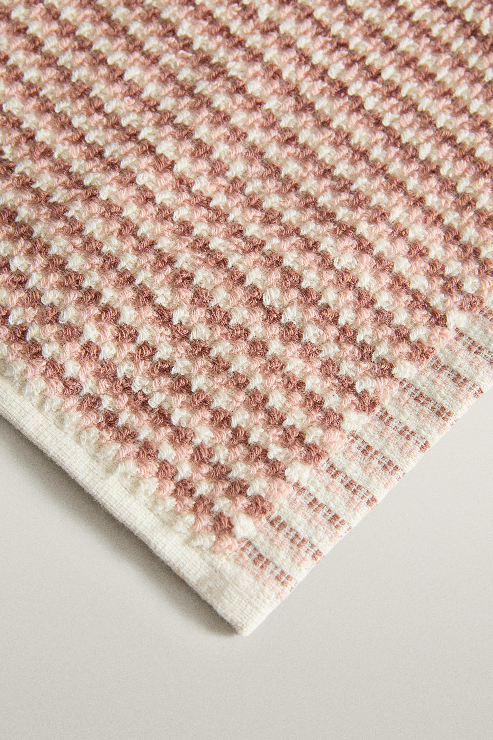 SERVIETTE DE BAIN COTON TEXTURÉE