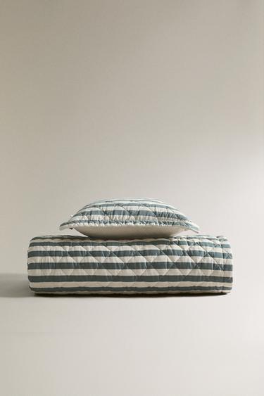 CHILDREN'S STRIPED COTTON QUILT - Green / Blue by Zara - Image 0