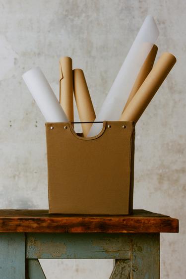 CANVAS HAMPER - Khaki by Zara