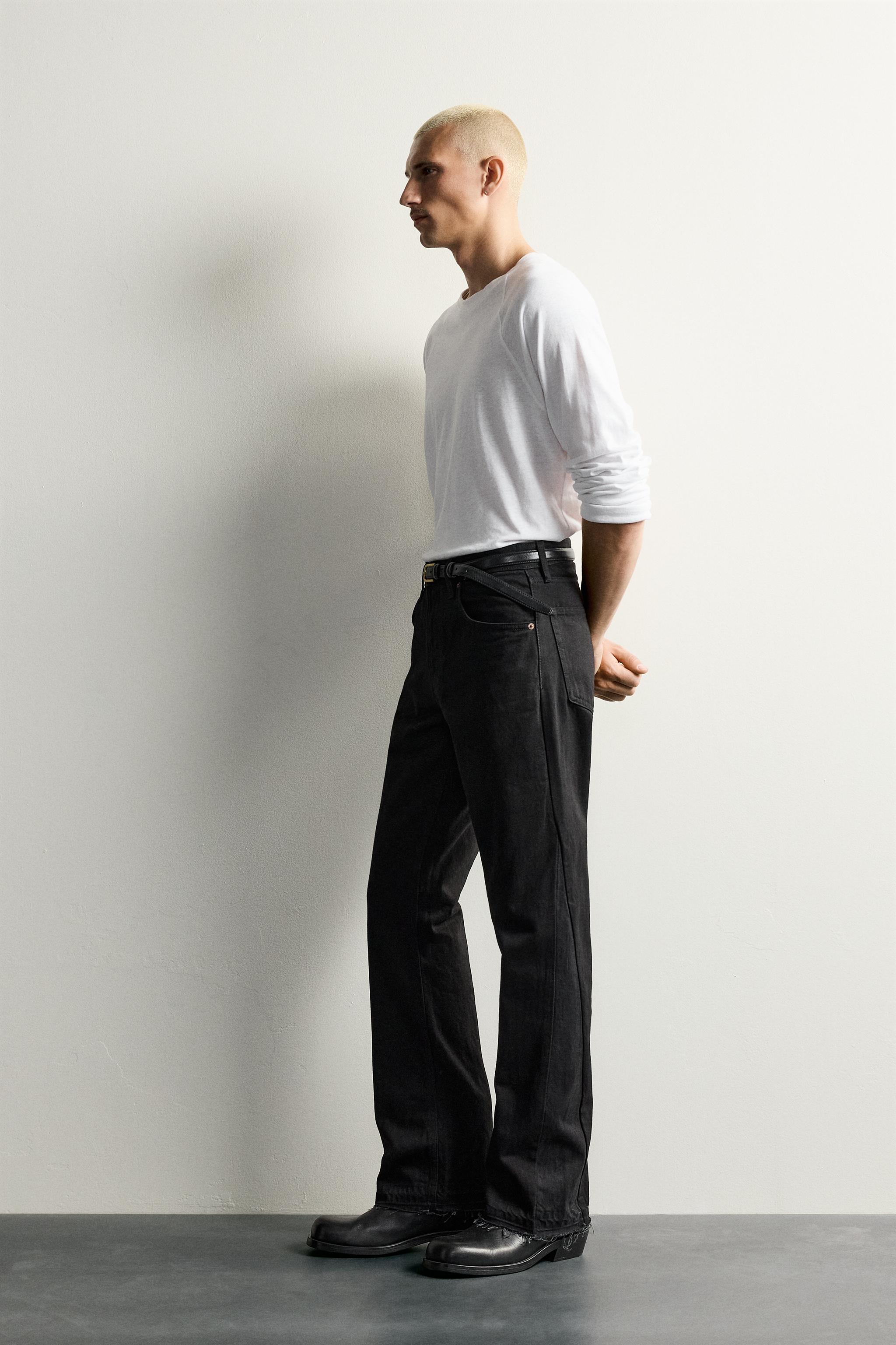 FLARE FIT JEANS