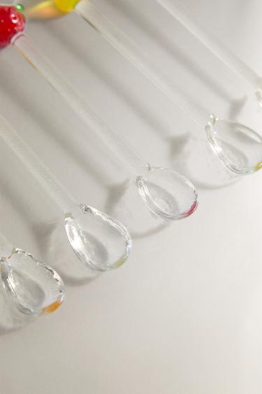 PACK OF GLASS FRUIT DESSERT SPOONS (PACK OF 6) - Red by Zara - Image 2