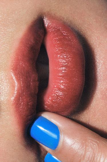 STAIN QUEEN LIP STAIN & BALM - RED THRONE by Zara