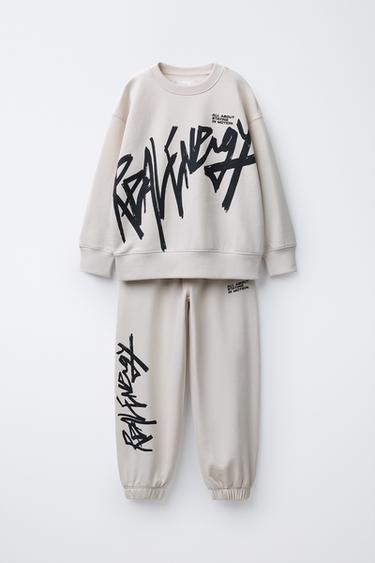 ENSEMBLE SWEAT ET PANTALON À IMPRIMÉ GRAFFITI - Toffee de Zara