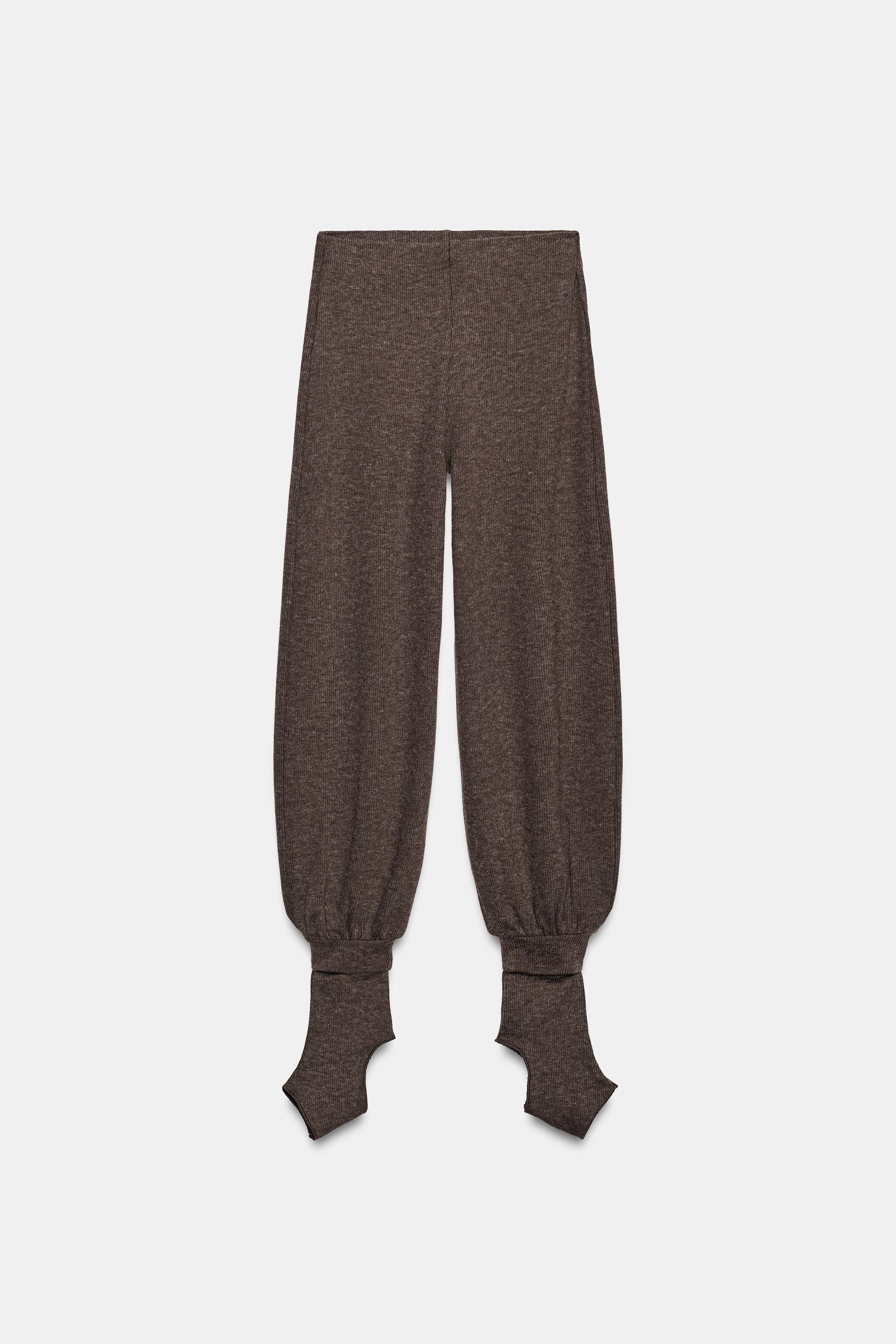 SOFT SOCK DETAIL PANTS