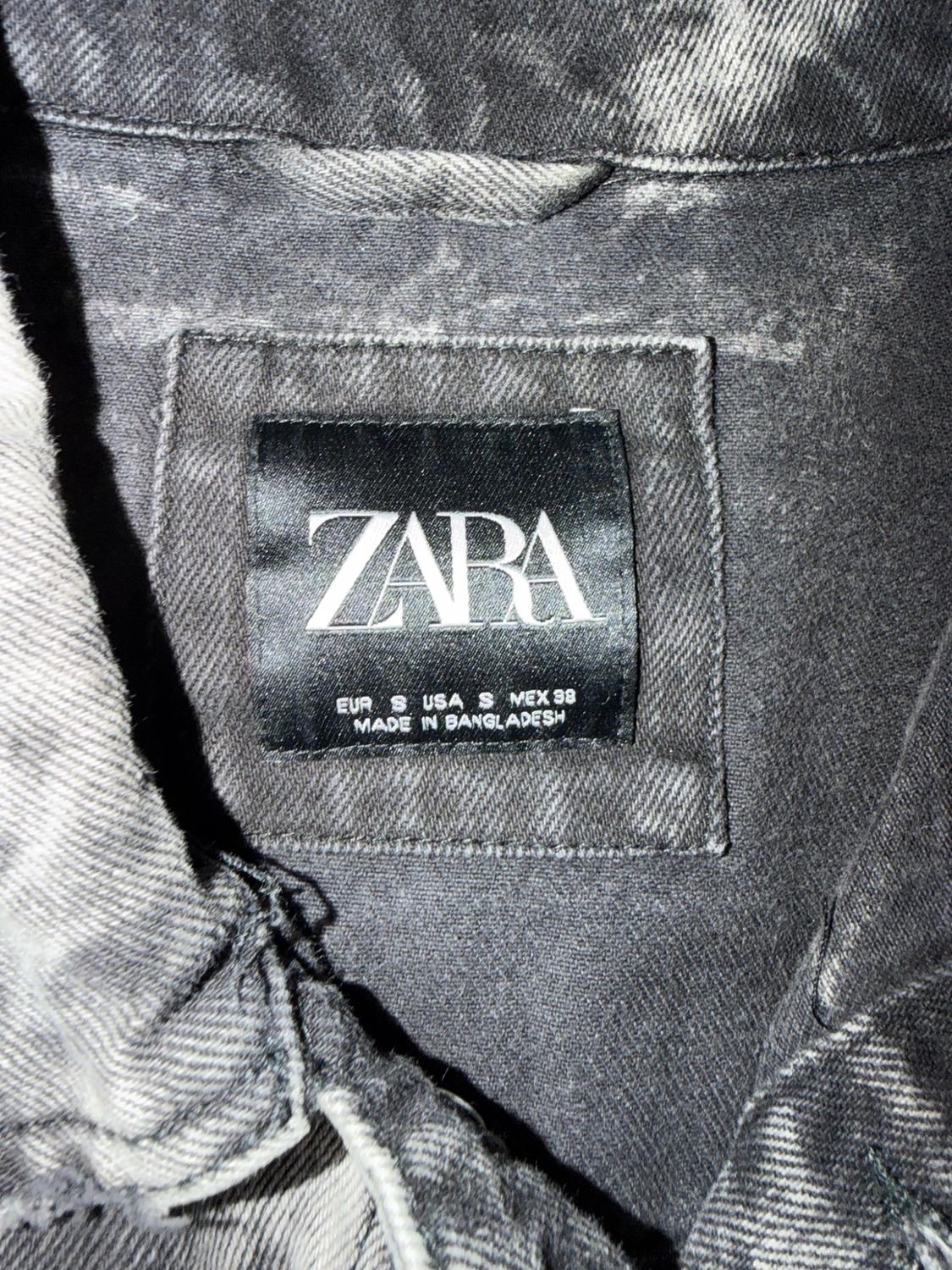 CAZADORA DENIM ESTAMPADO - Image 3