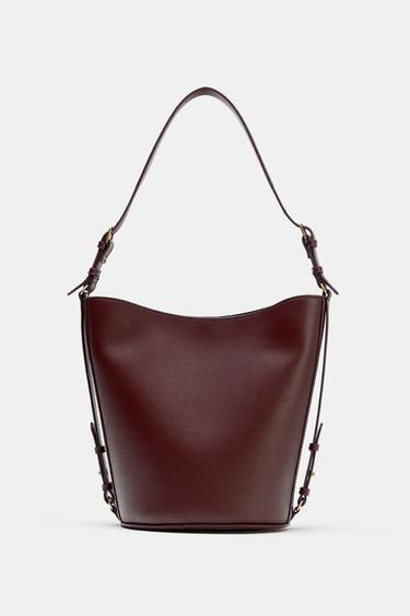 MALA SACO COM DETALHE DE FIVELAS - Vermelho-bordeaux da Zara