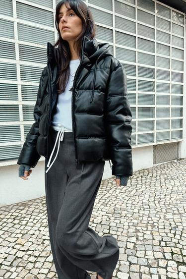 تيشرت إنترلوك بأكمام قصيرة - أبيض الخاص بـ Zara