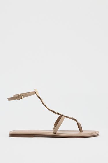 SANDALIA PLANA ABALORIOS - Beige de Zara